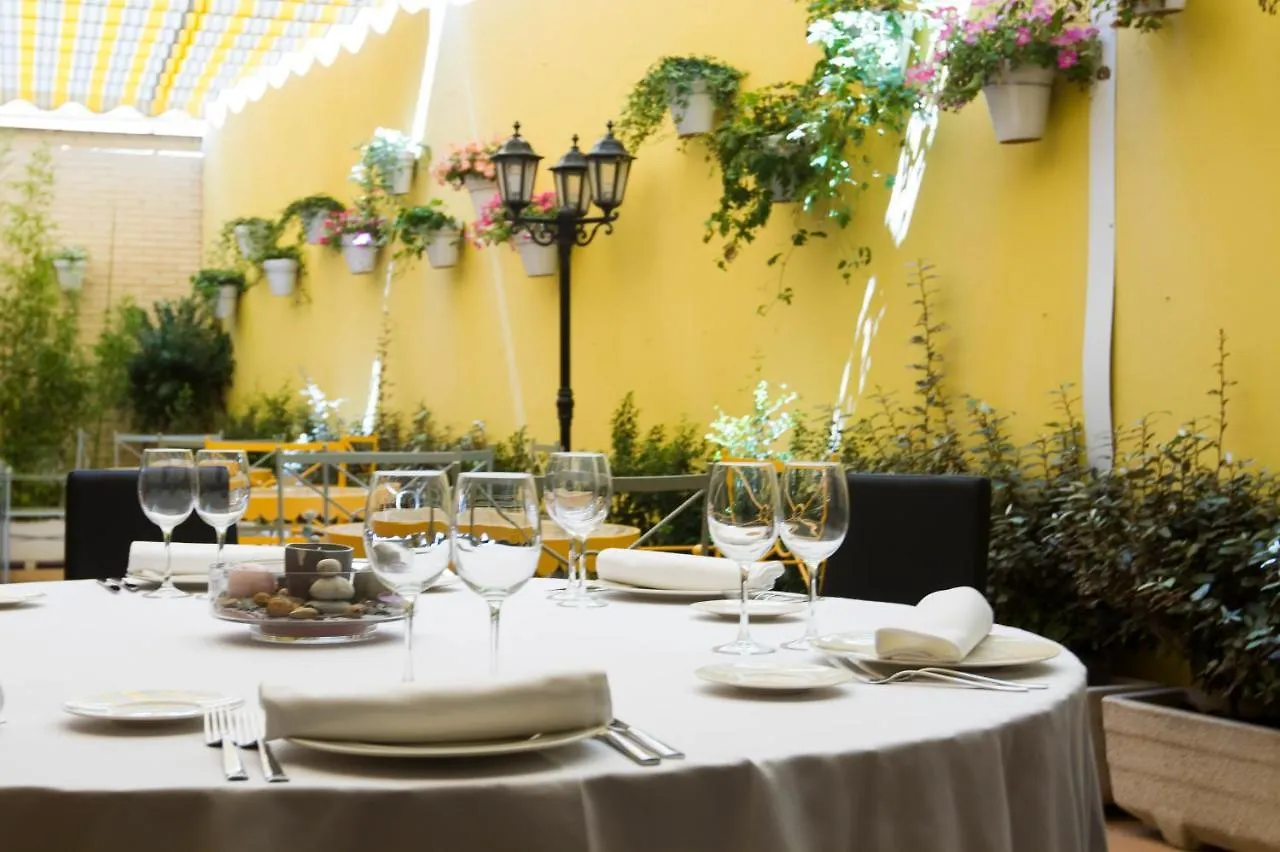 ****  Avenida Hotel Almeria Spain